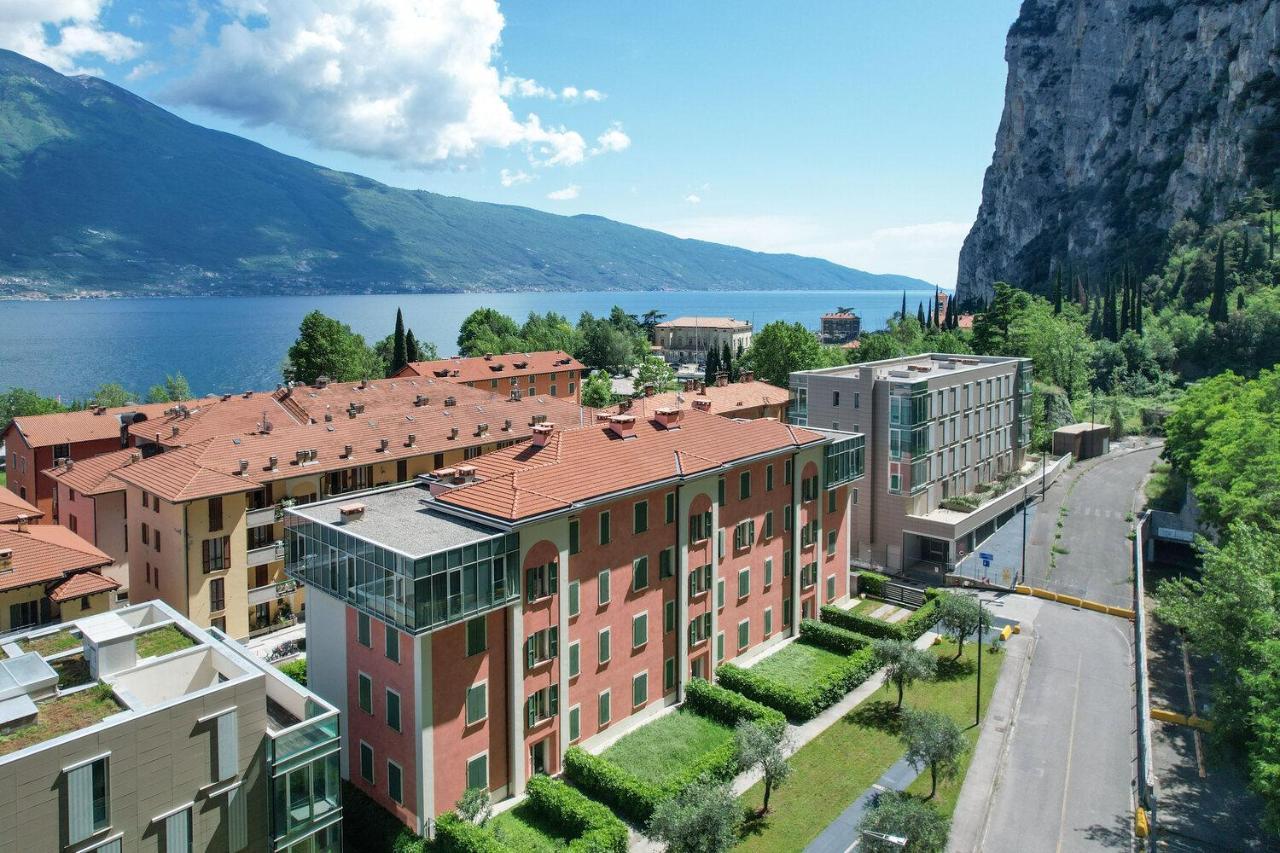 Sail Home - Apartments For Wind Lovers Campione del Garda Luaran gambar